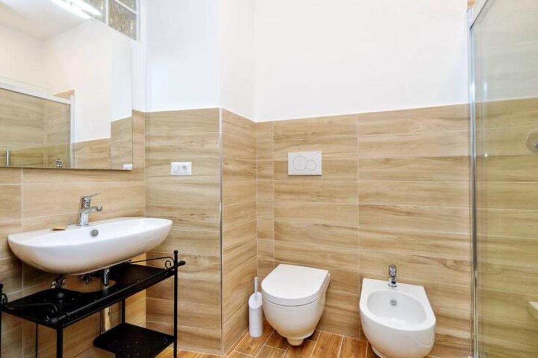 Restart Accommodations Aldobrandini E Sciarra Rome Exterior photo